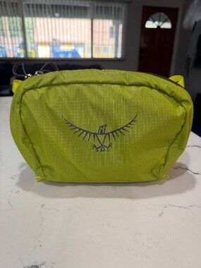 NWOT Osprey Packs Ultralight Toiletry Kit